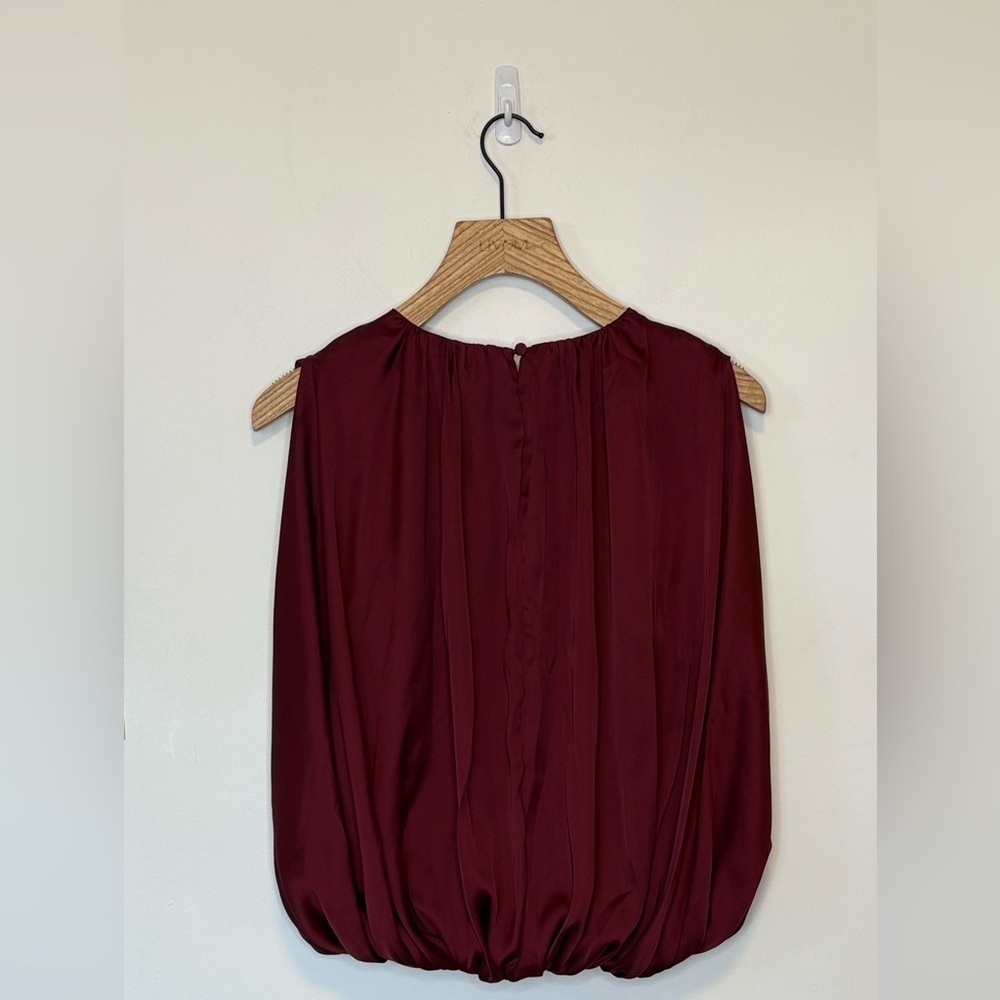 Abercrombie & Fitch Bubble Hem Ruched Satin Top NWT , sz : small - Picture 6 of 10